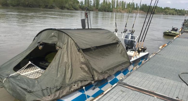 casasiluo_wallercamp-welscamp-am-po_boote_acqvaboat_bayern1