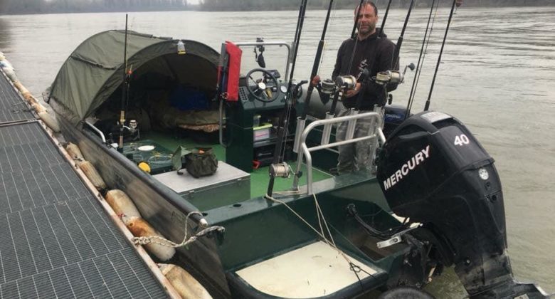 casasiluo_wallerfischen-welscamp-am-po_boote_acqvaboat_f600_grün1