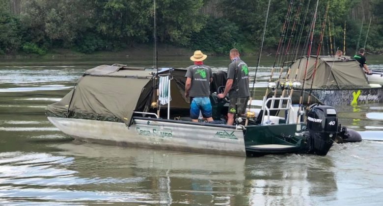 casasiluo_wallerfischen-welscamp-am-po_boote_acqvaboat_f600_grün4