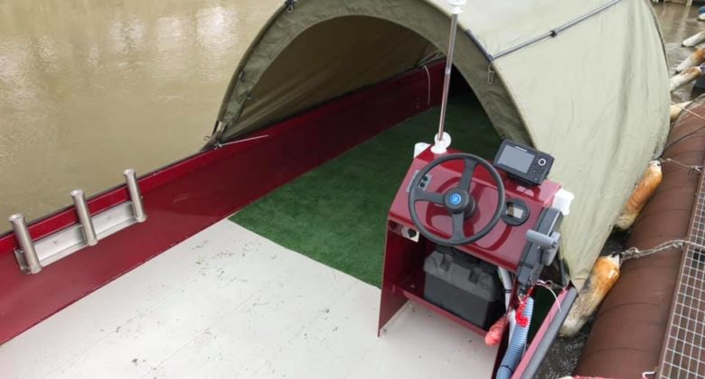 casasiluo_wallerfischen-welscamp-am-po_boote_acqvaboat_rot3