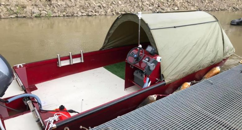 casasiluo_wallerfischen-welscamp-am-po_boote_acqvaboat_rot4