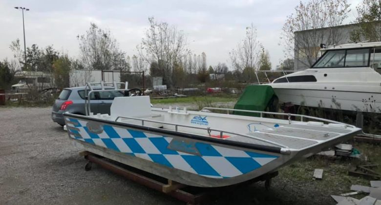casasiluo_wallercamp-welscamp-am-po_boote_acqvaboat_bayern3